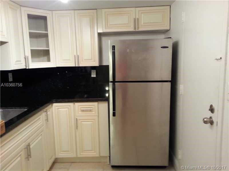 BAYVIEW PALMS - Residential Lease