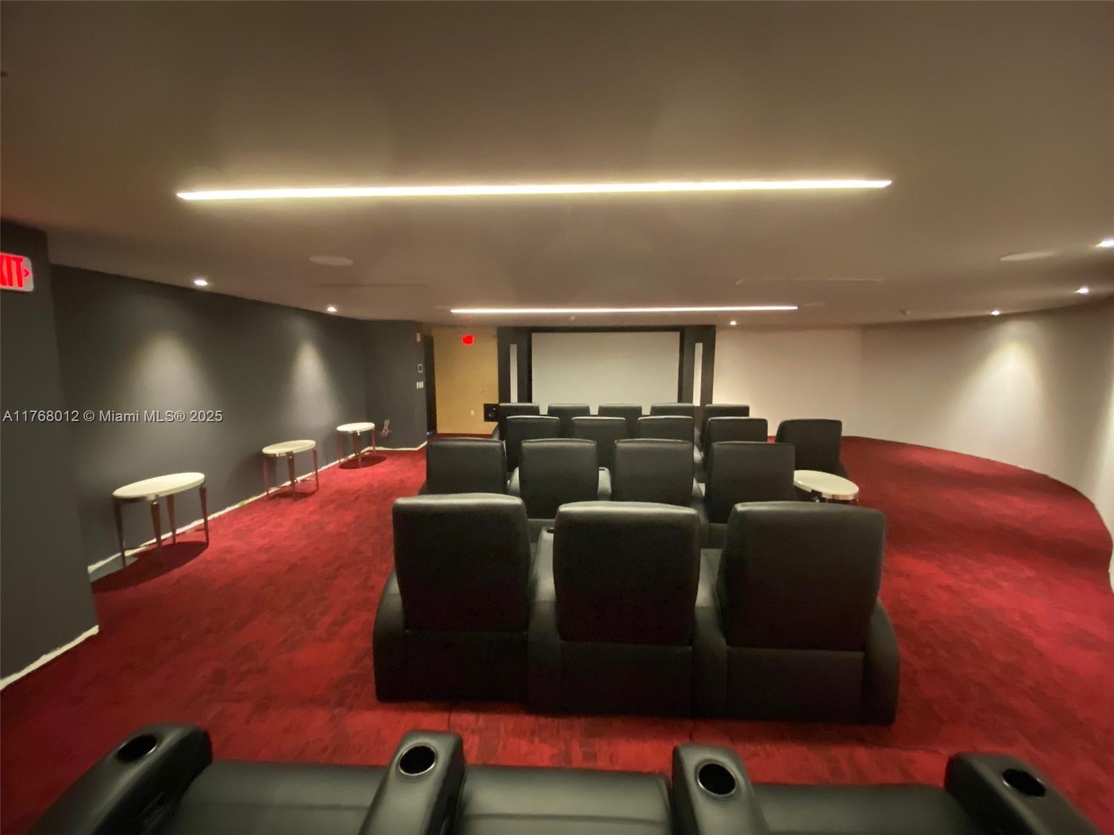 PARQUE TOWERS CONDO - Residential Lease