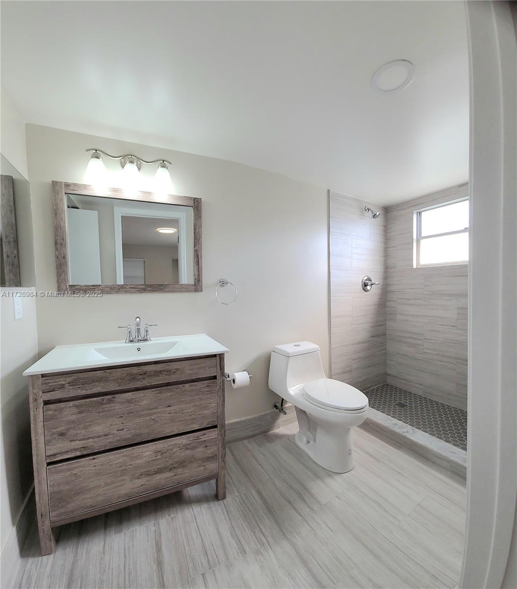 NEW HAMPTON AT CENTURY VI - Residential