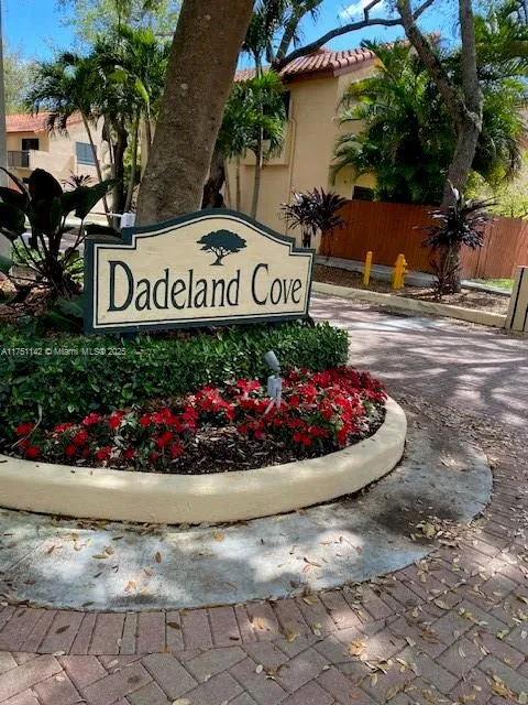 Miami, Florida 33156, United States, 2 Bedrooms Bedrooms, ,3 BathroomsBathrooms,Residential,Active,77099