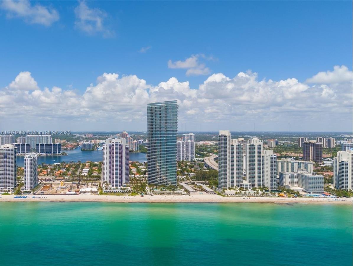 18911 Collins Ave 3204