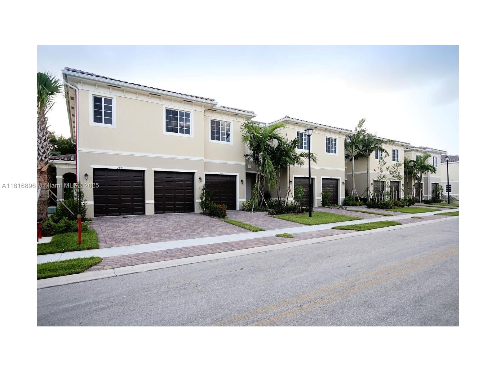Rental Property at 2664 Sw 81 Ter 2648, Miramar, Broward County, Florida - Bedrooms: 3 
Bathrooms: 3  - $3,200 MO.