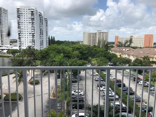 ADMIRALS PORT CONDO WEST - Residential