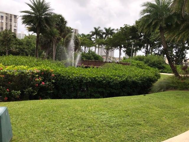 ADMIRALS PORT CONDO WEST - Residential