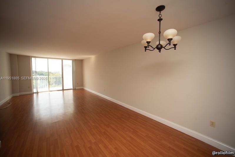 ADMIRALS PORT CONDO WEST - Residential