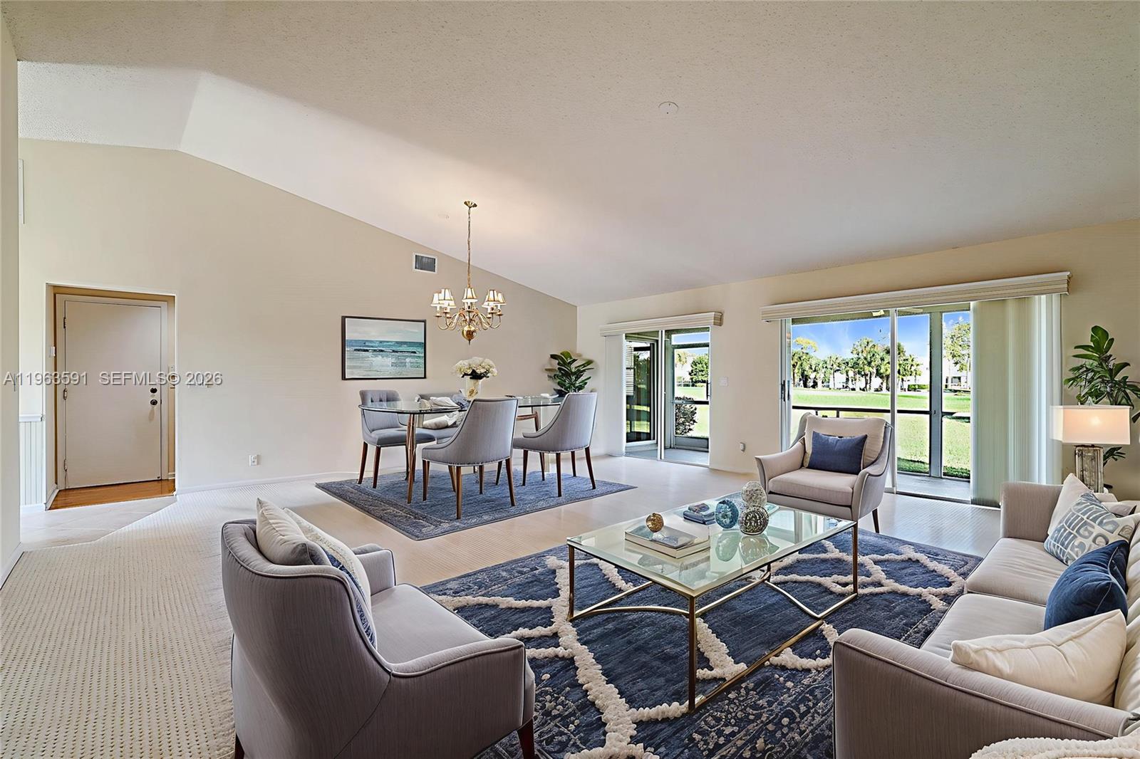 8729 SE Riverfront Ter