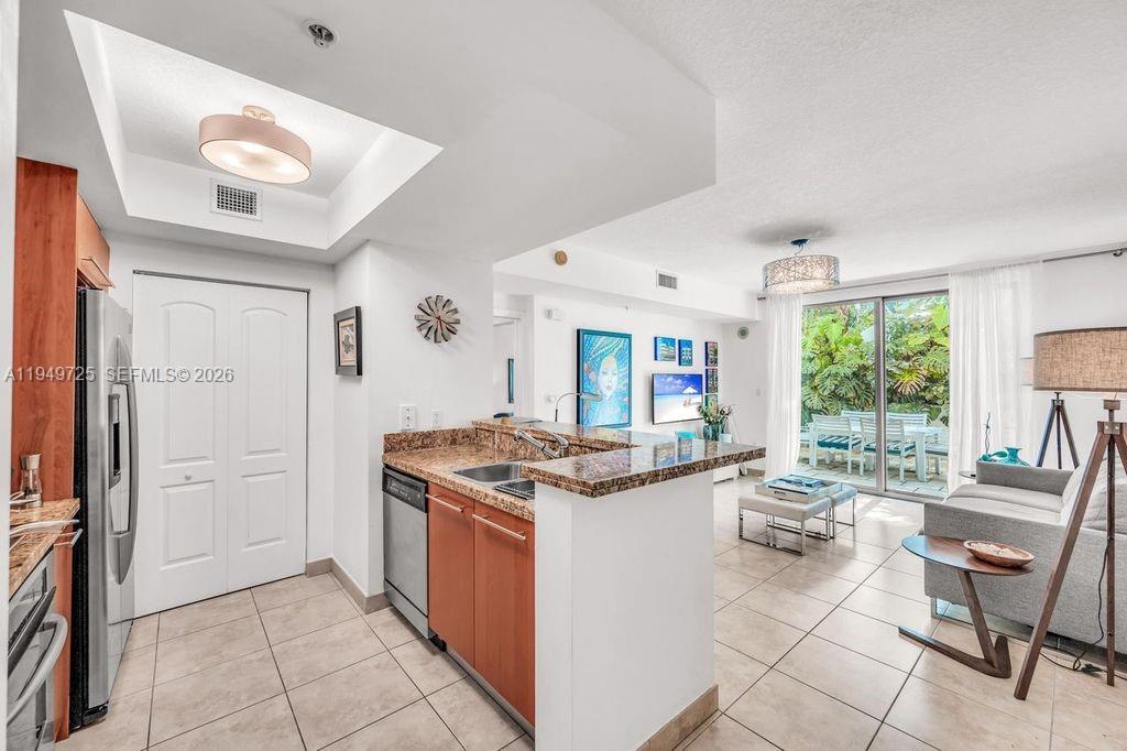 THE COSMOPOLITAN RESIDENC - Residential