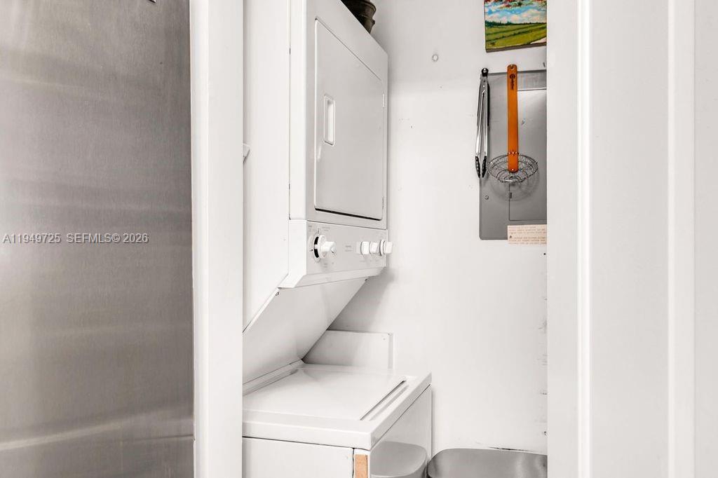 THE COSMOPOLITAN RESIDENC - Residential