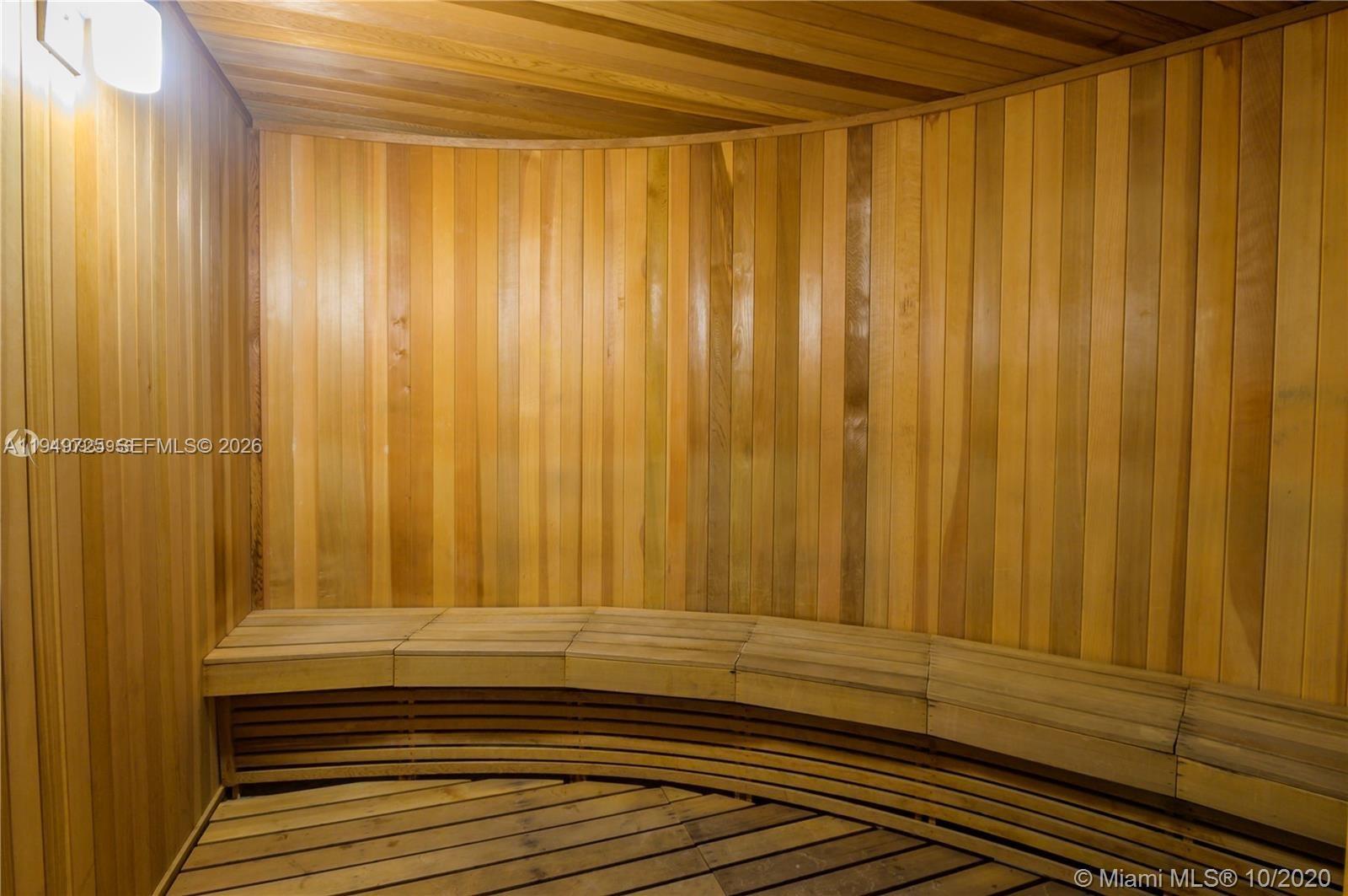 THE COSMOPOLITAN RESIDENC - Residential