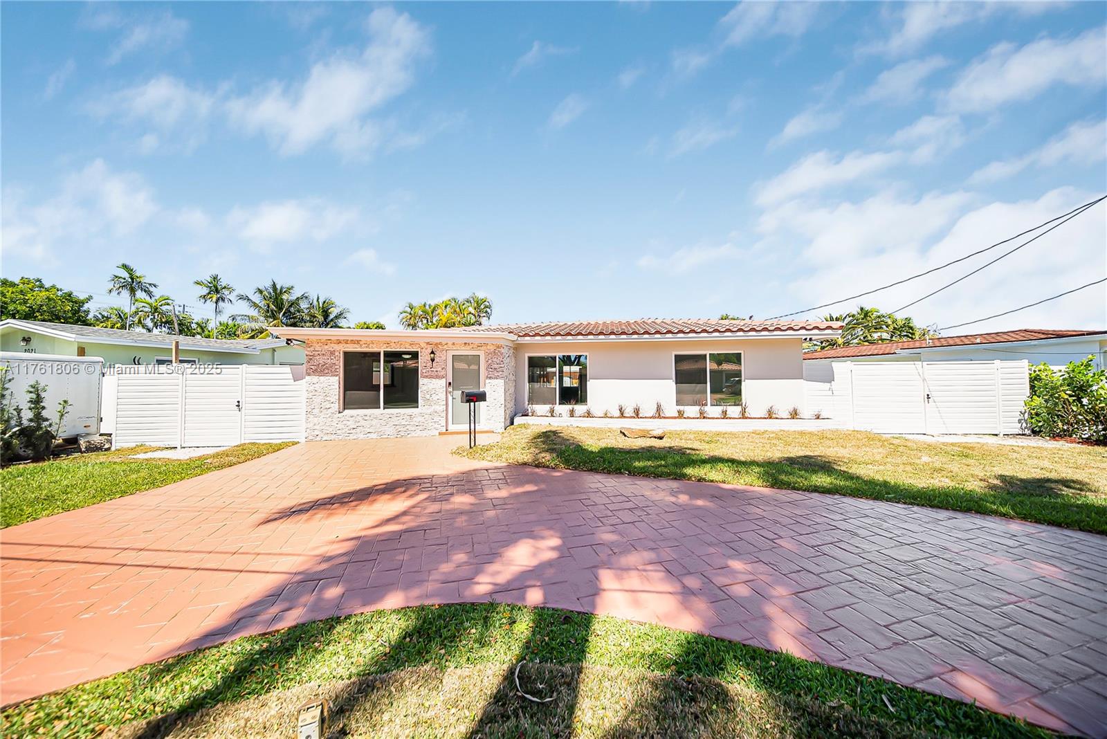Property for Sale at 2001 Nw 33rd St, Oakland Park, Miami-Dade County, Florida - Bedrooms: 3 
Bathrooms: 2  - $798,900