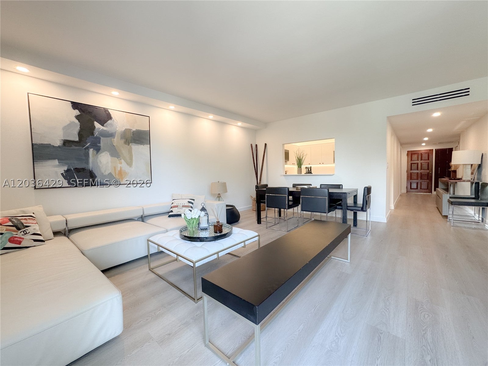 101 Crandon Blvd