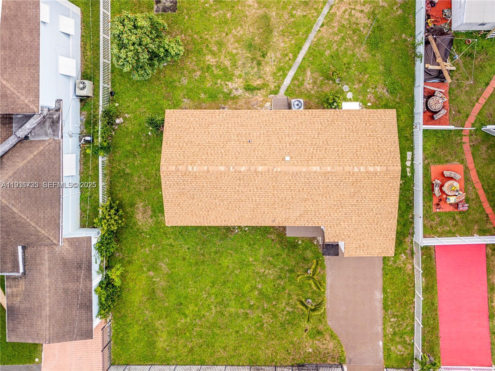 FLAMINGO VILLAGE - Residential