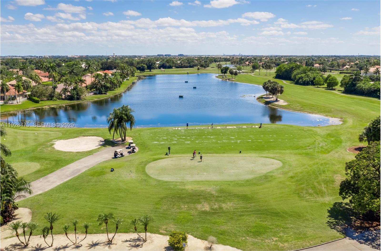 HOLLYWOOD LAKES COUNTRY C - Residential Lease