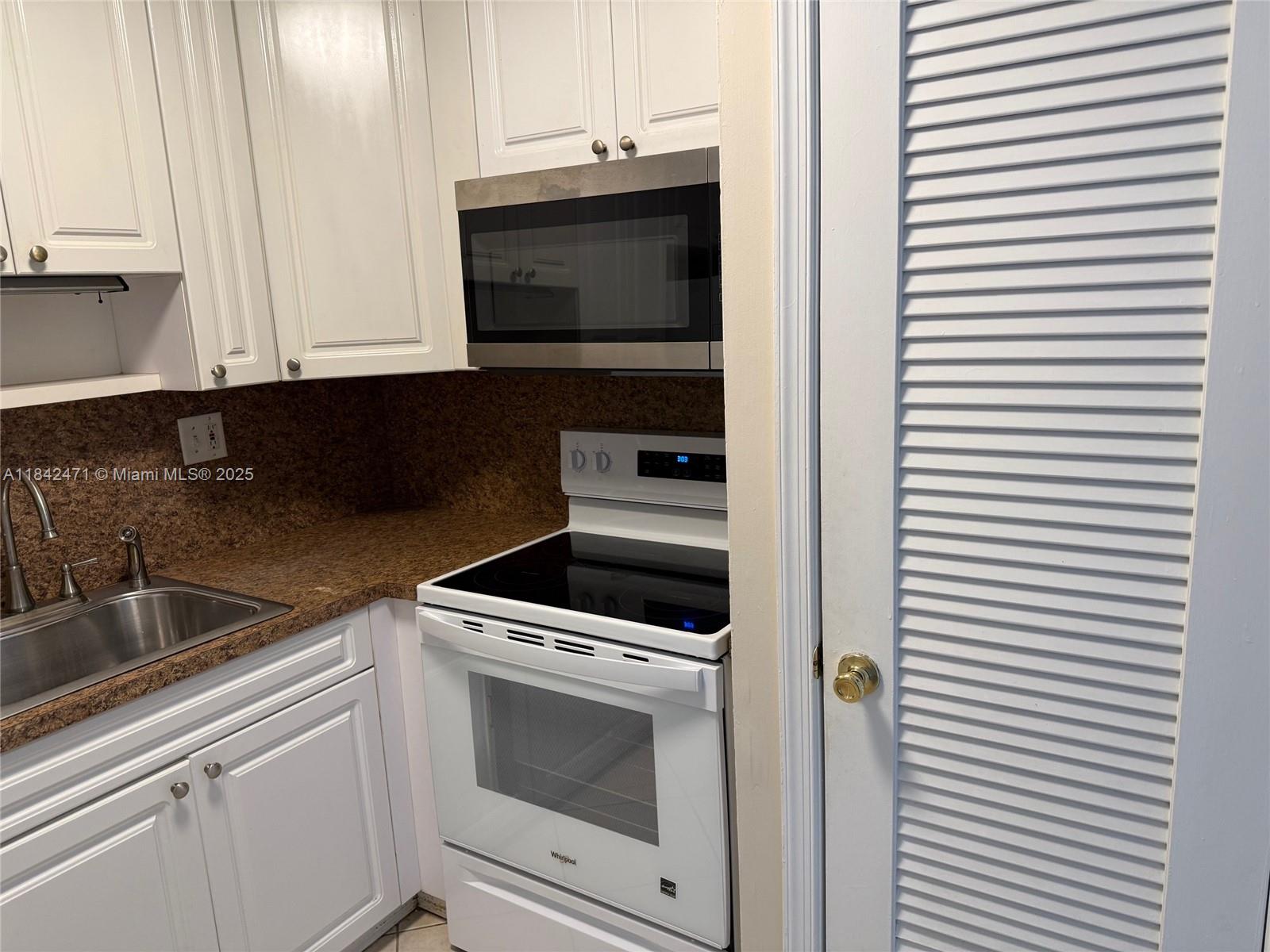 VILLAGE AT HARBOR BEACH C - Residential Lease