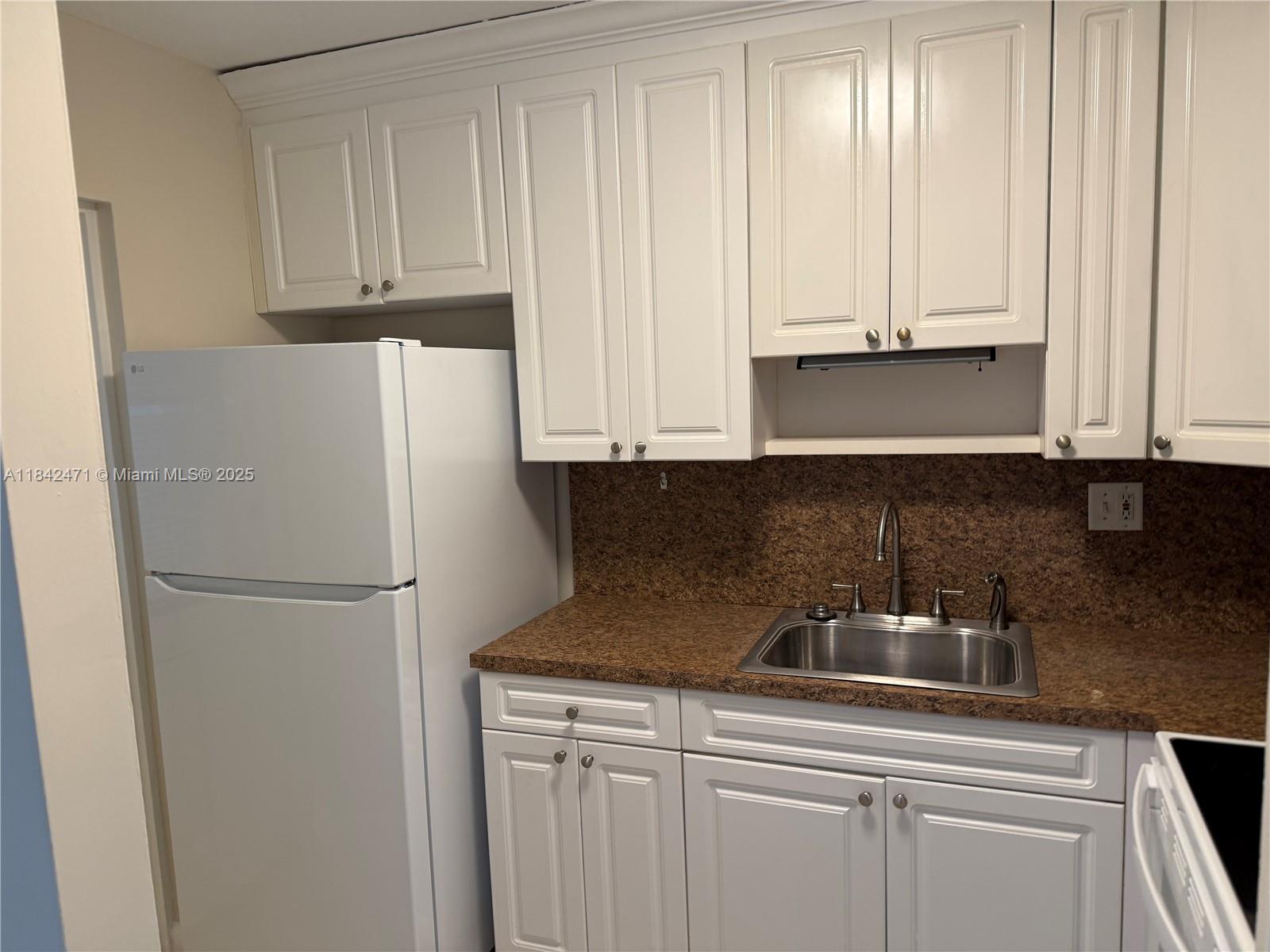 VILLAGE AT HARBOR BEACH C - Residential Lease