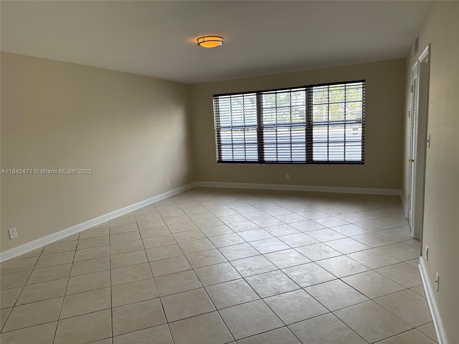 Live the Beach Life! Just blocks from Ft. Lauderdale Beach, the bright and spacious 2-bedroom, 2-bath rental offers the perfect coastal lifestyle. Enjoy a prime location near shops and dining, and the luxury of living steps from the sand. Don’t miss out on this opportunity.