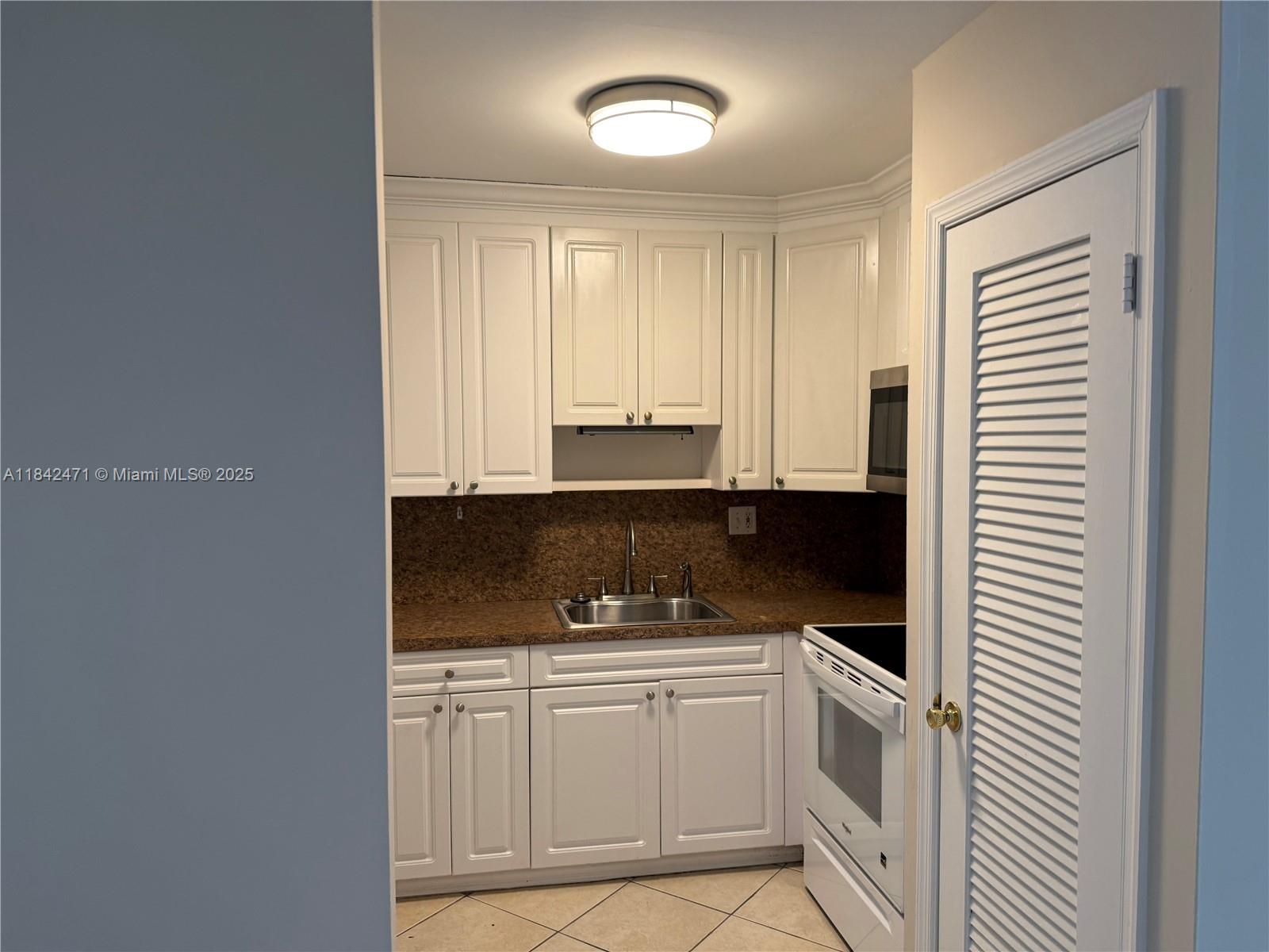 VILLAGE AT HARBOR BEACH C - Residential Lease