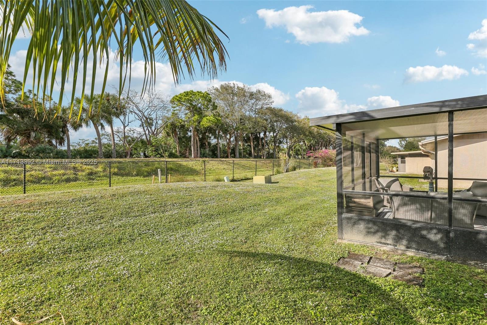 DELRAY VILLAS 2 - Residential
