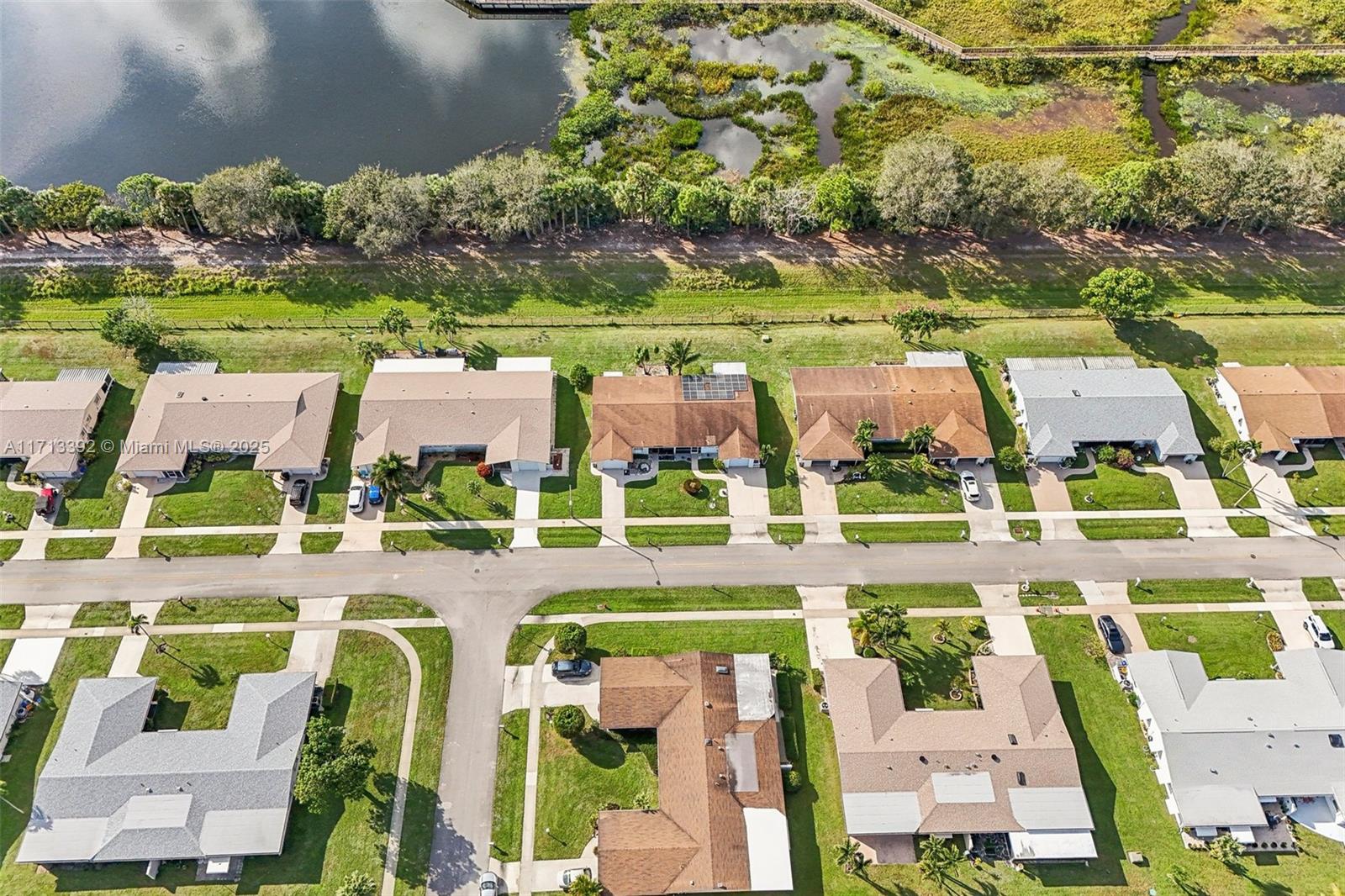DELRAY VILLAS 2 - Residential