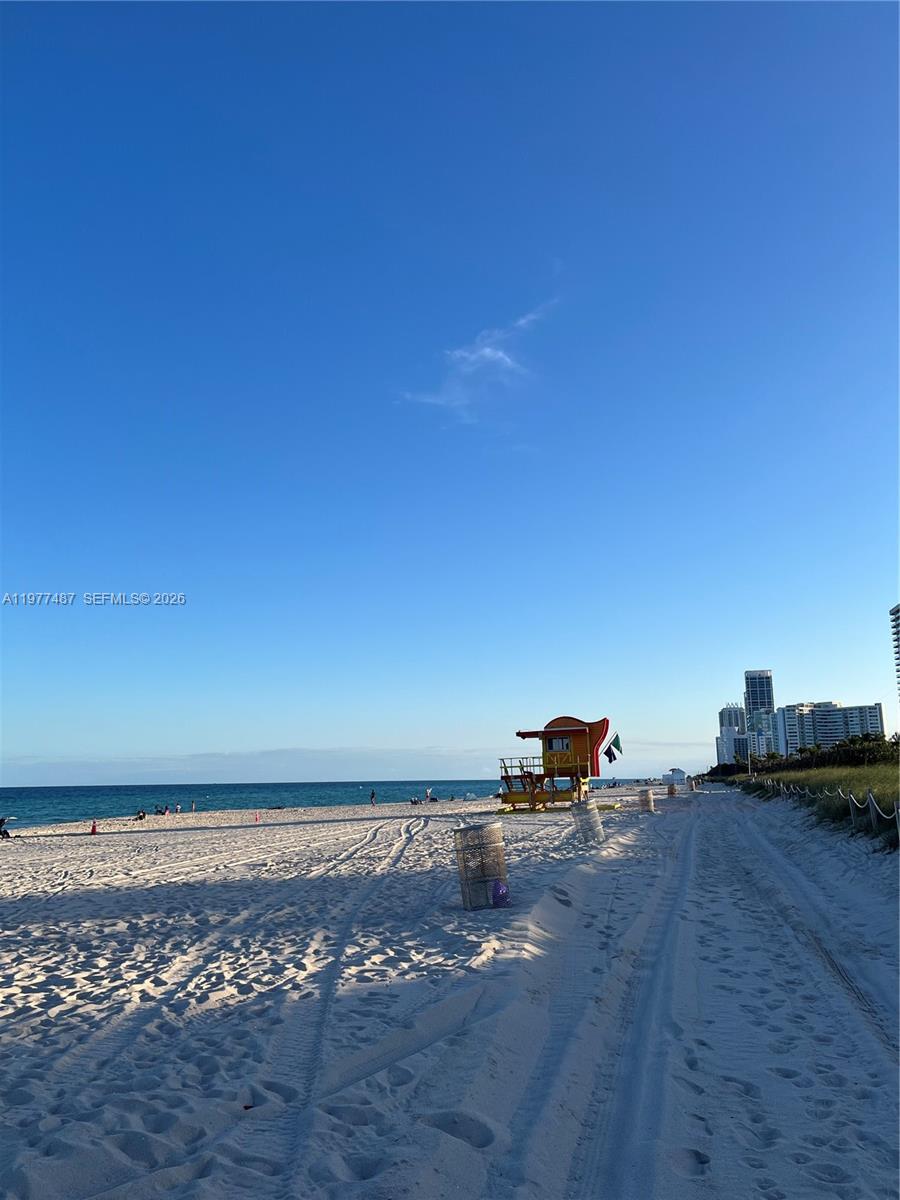 ROND POINT CONDO - Residential