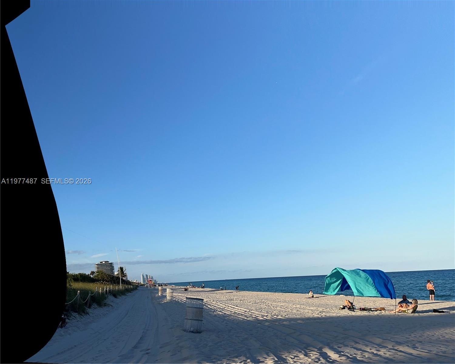 ROND POINT CONDO - Residential