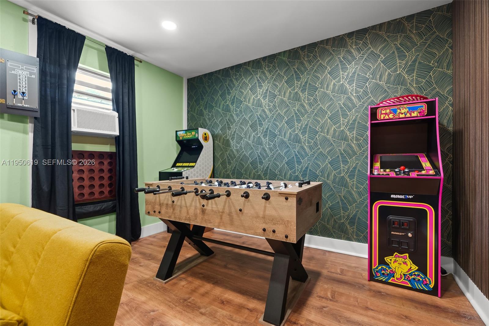 CORAL WOODS - Residential