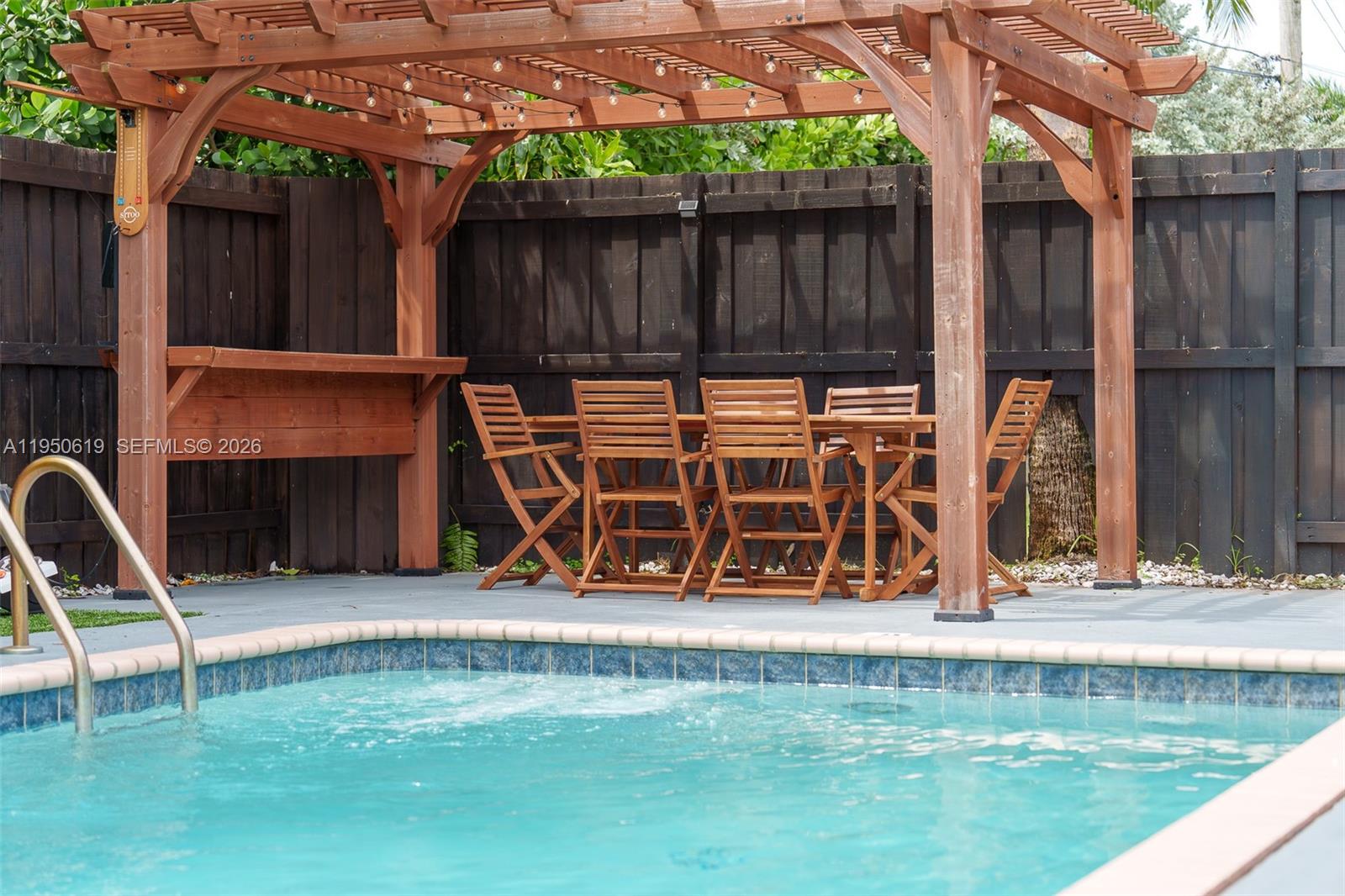 CORAL WOODS - Residential