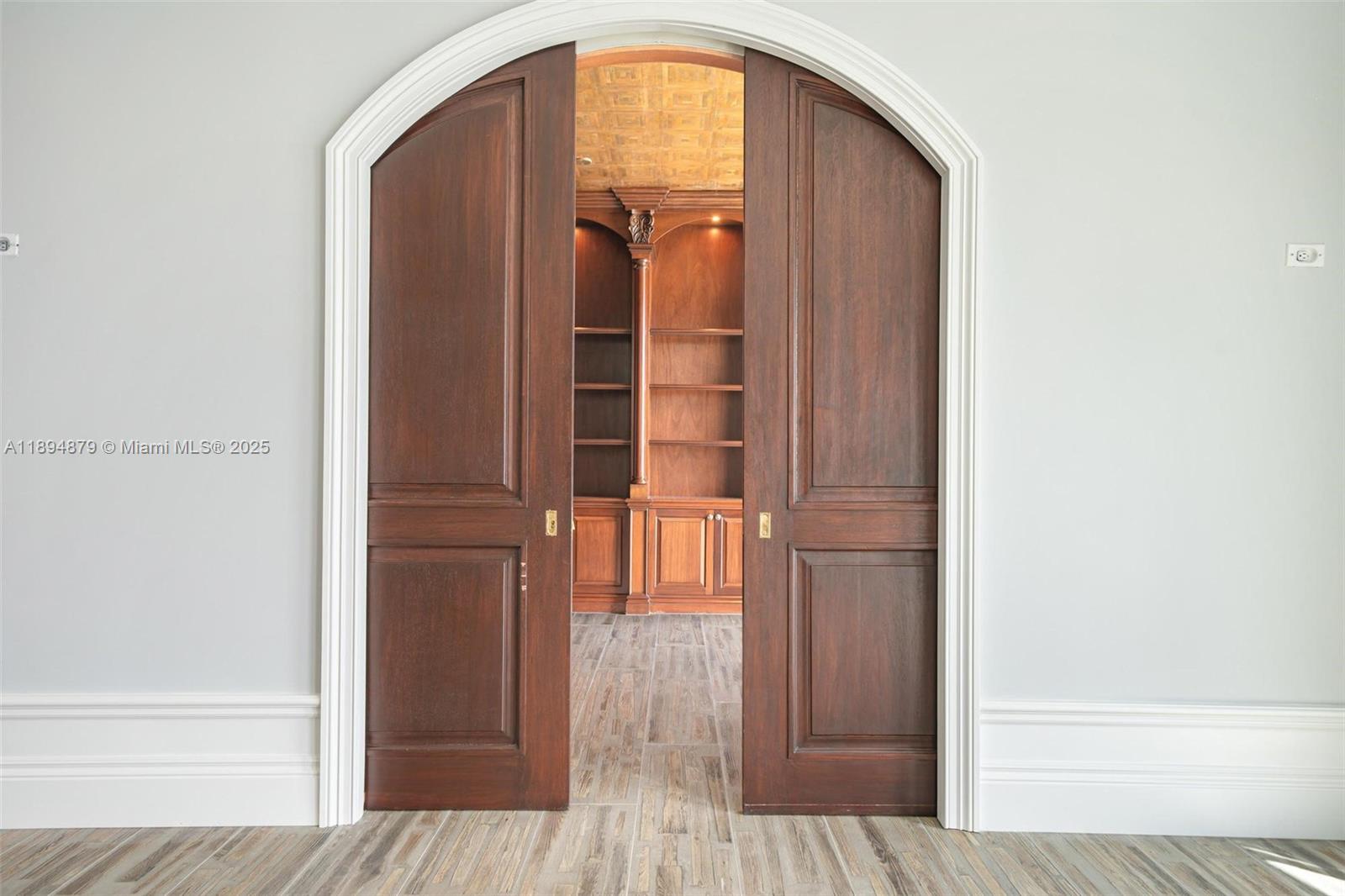 NORTH BAY ISLAND - Residential Lease