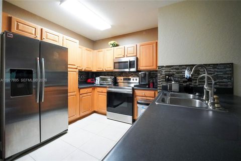 Tiny photo for 3335 Palomino Dr #323-3, Davie, FL 33024 (MLS # A11977695)
