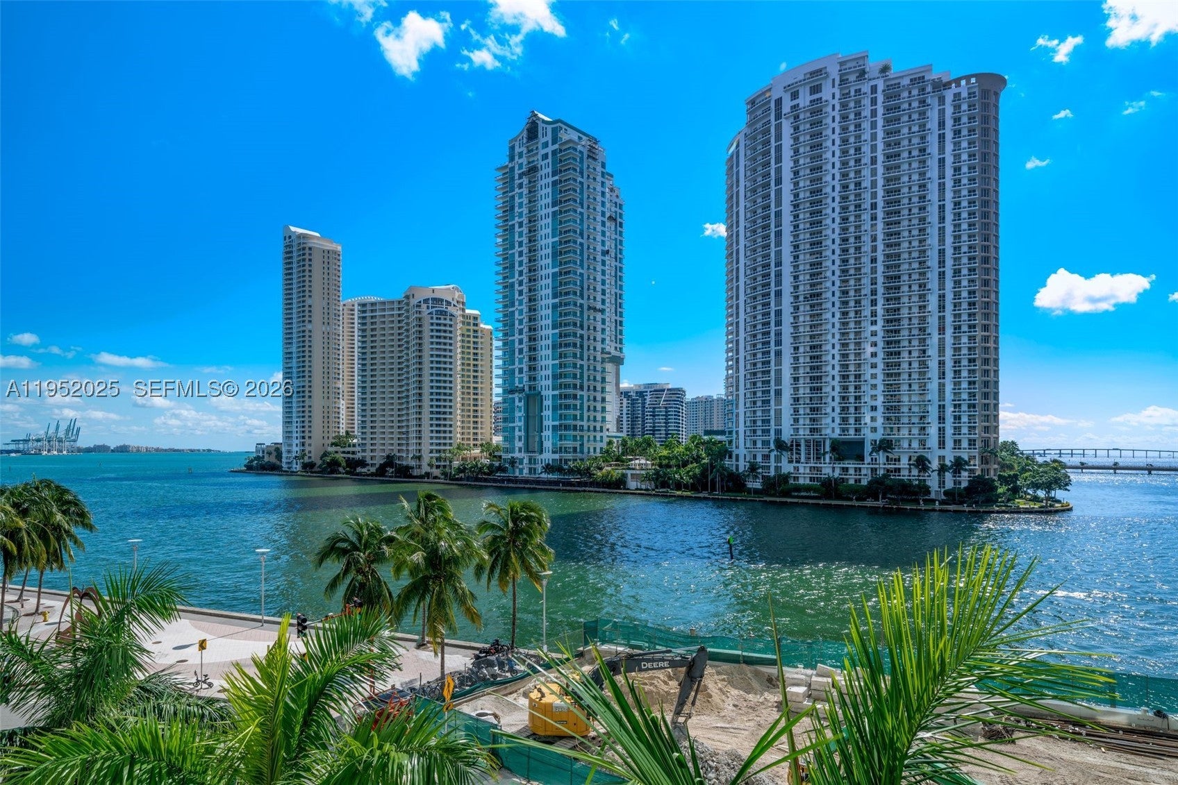 300 S BISCAYNE BLVD L-410