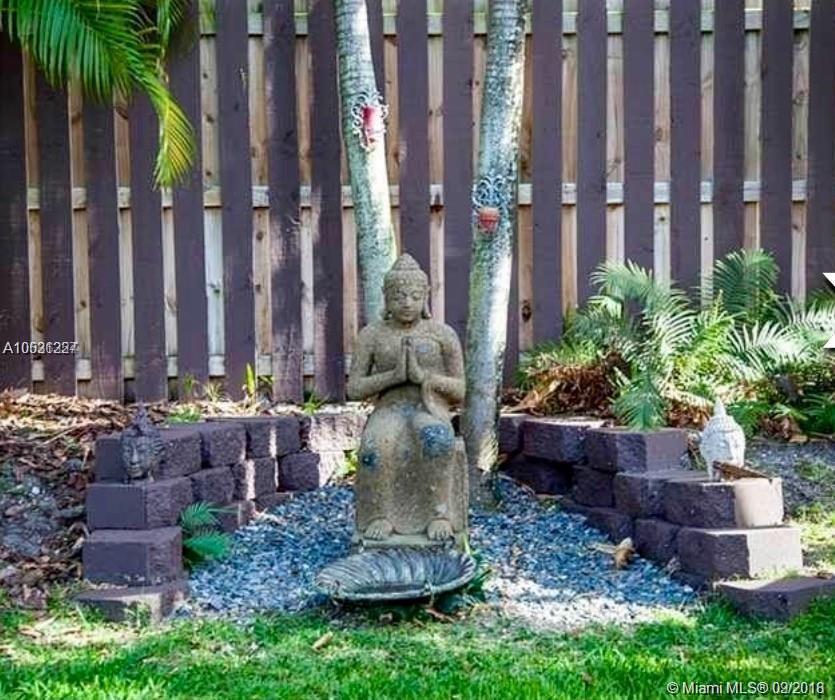 VICTORIA ISLES - Residential Lease