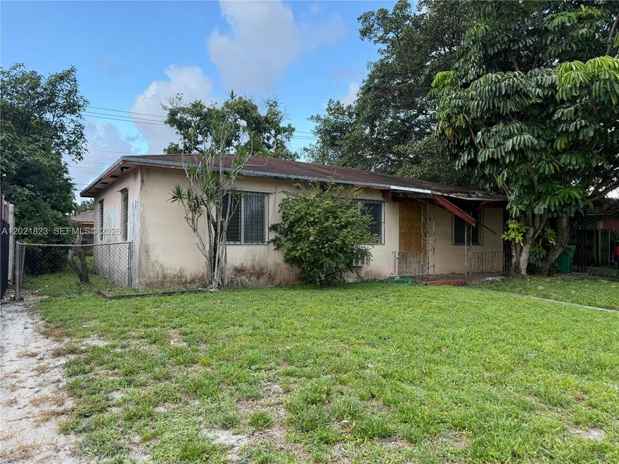 Flipper’s dream in Miami! Heavy value-add opportunity with solid upside for experienced investors. Perfect for rehab/resale or long-term hold strategy. Convenient central location with high investor demand. Sold AS-IS.