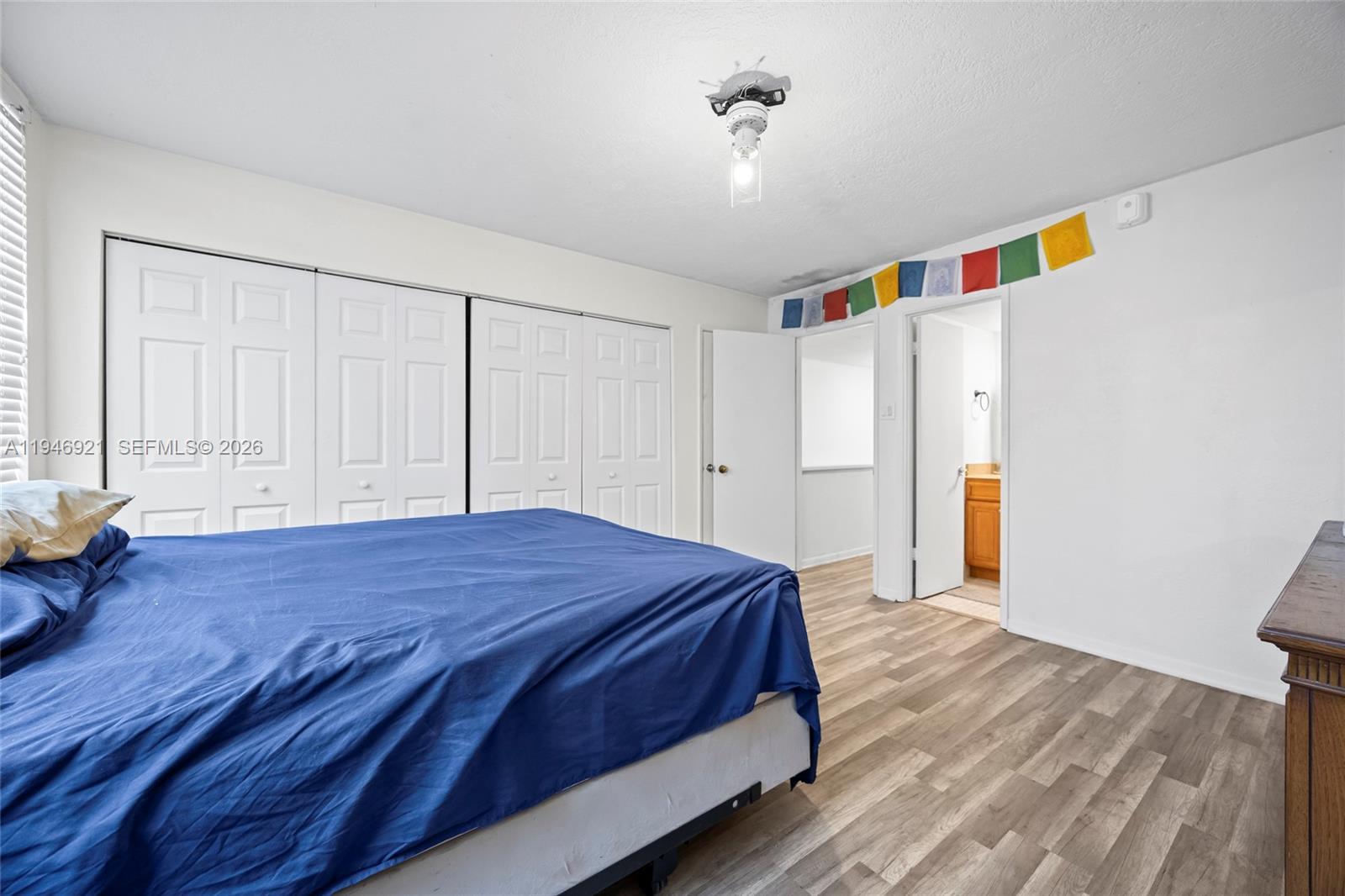 POINTE CONDO - Residential