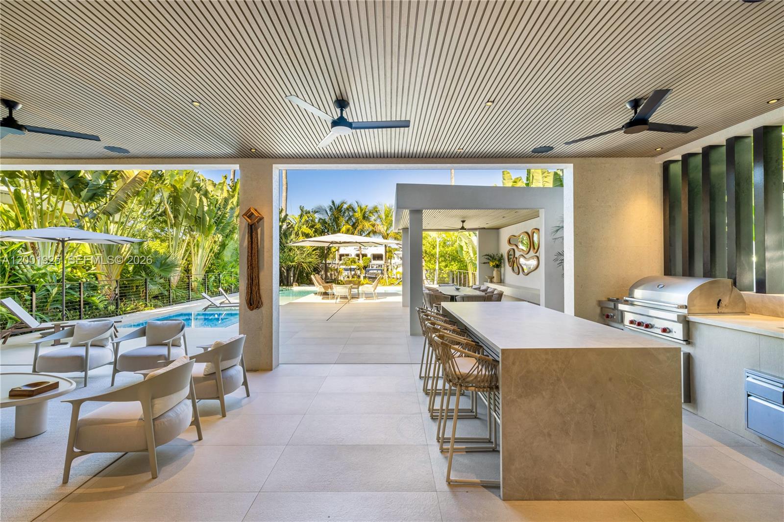 AQUA MARINE - Residential Lease