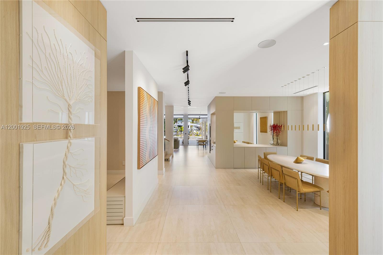 AQUA MARINE - Residential Lease