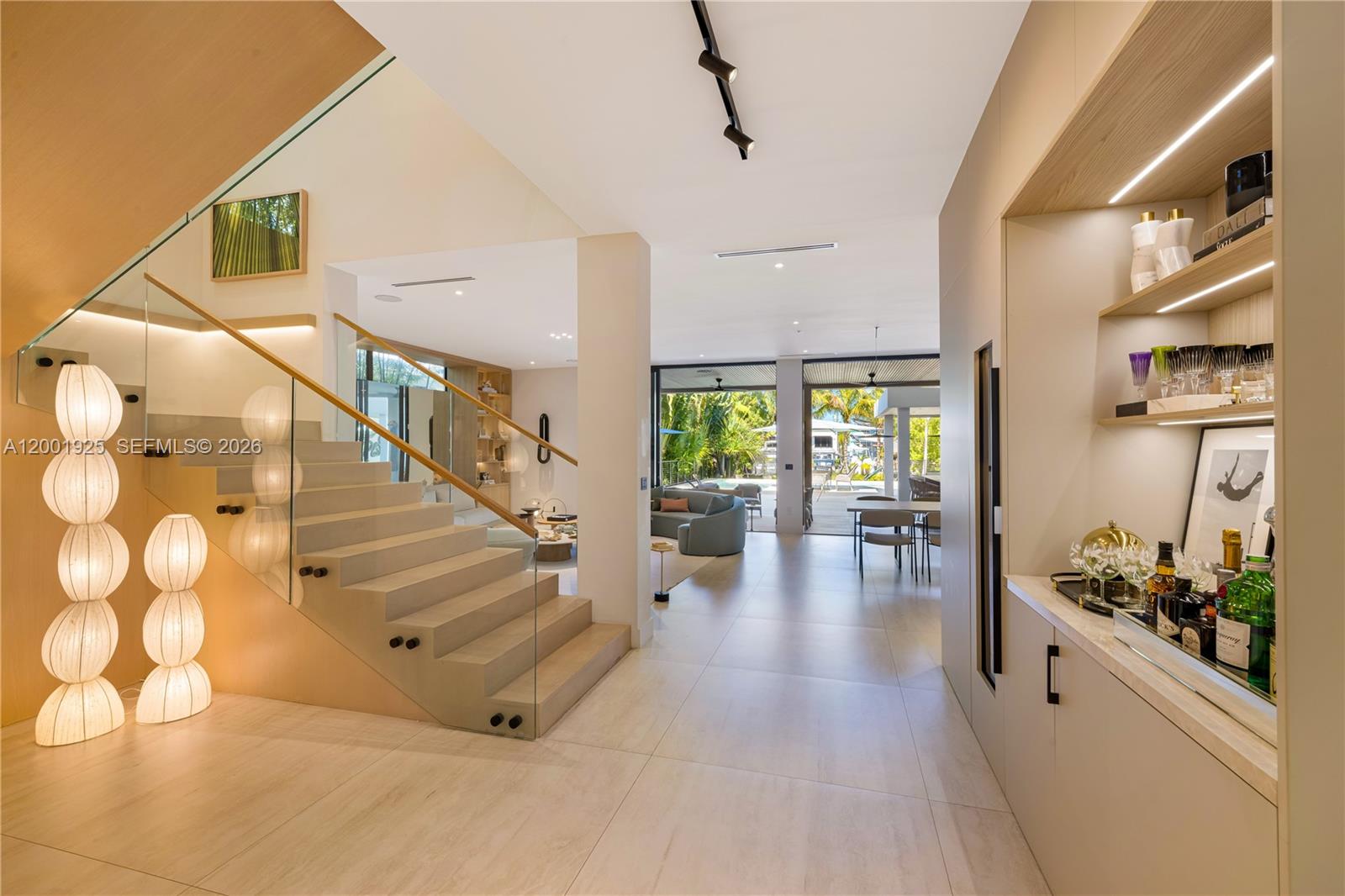 AQUA MARINE - Residential Lease