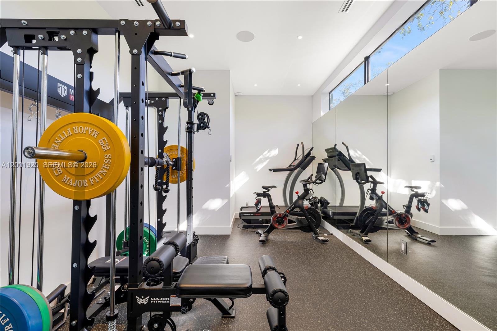 AQUA MARINE - Residential Lease