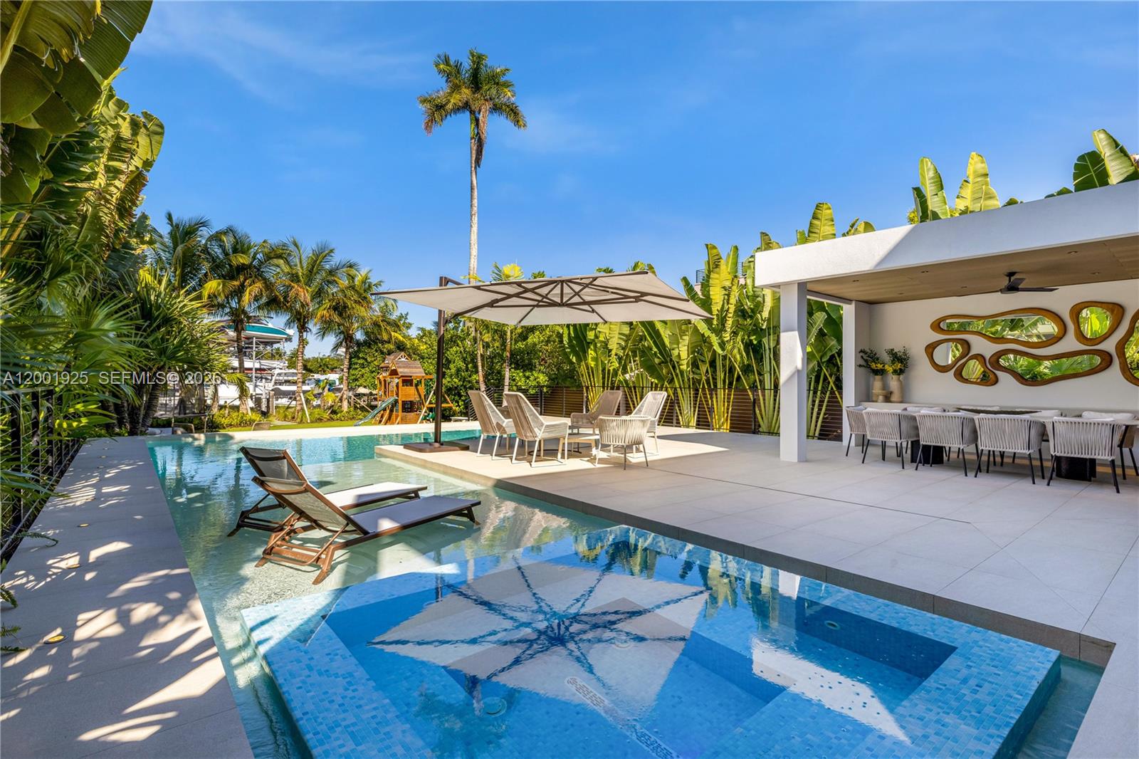 AQUA MARINE - Residential Lease