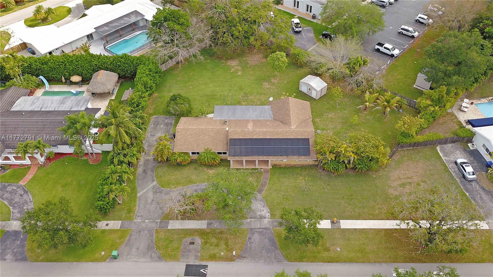 PINEWOOD ESTATES SECOND A - Residential