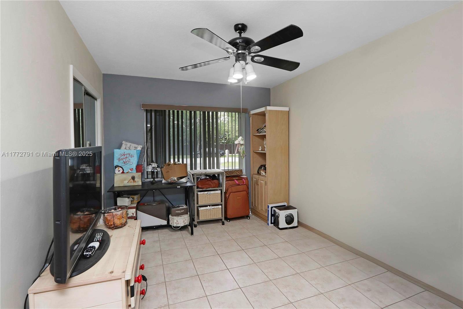PINEWOOD ESTATES SECOND A - Residential