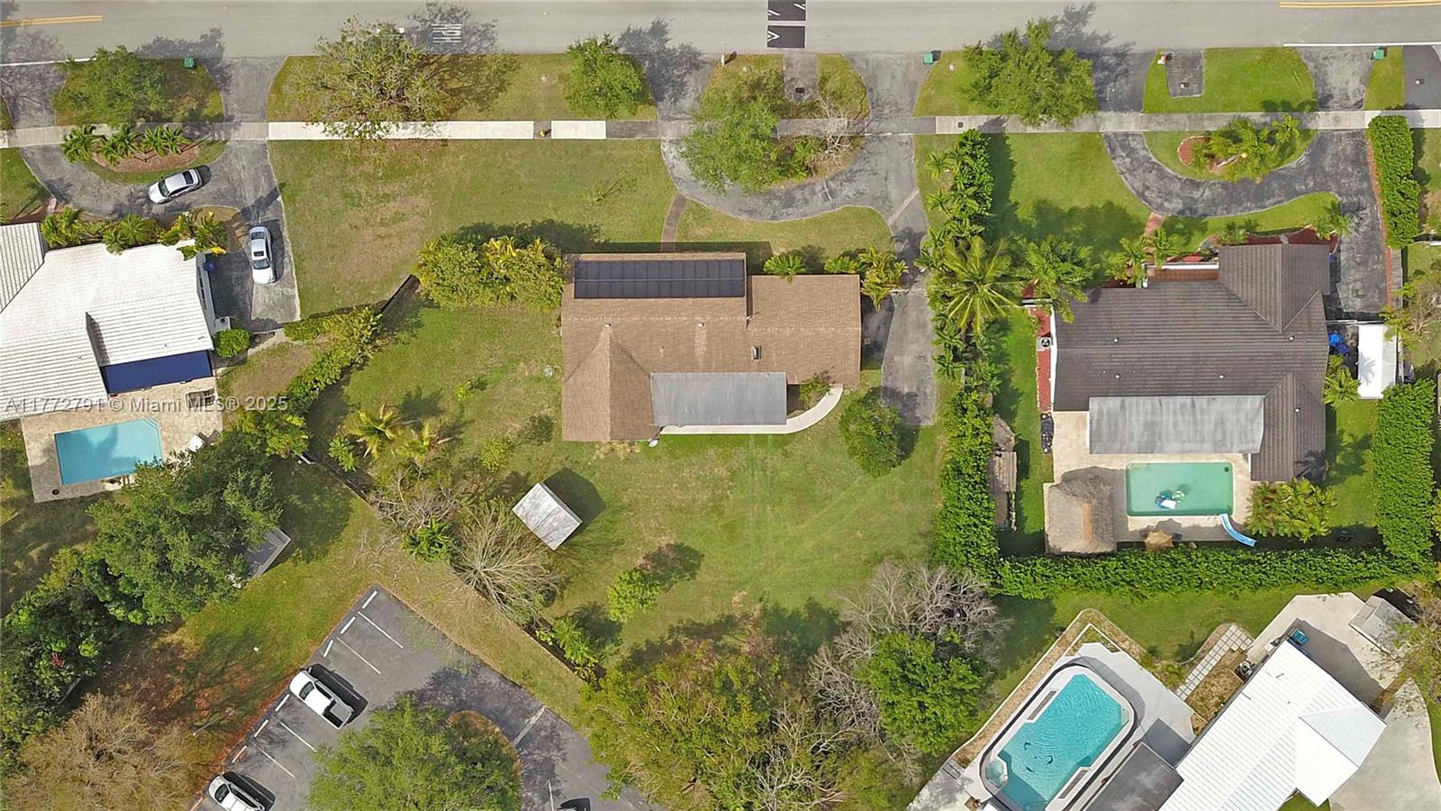 PINEWOOD ESTATES SECOND A - Residential