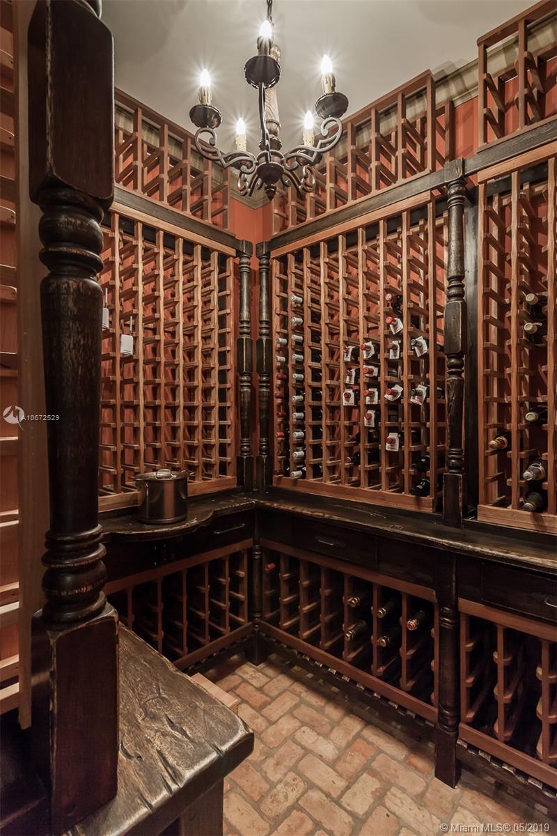 HUTCHINSON SUB - Residential