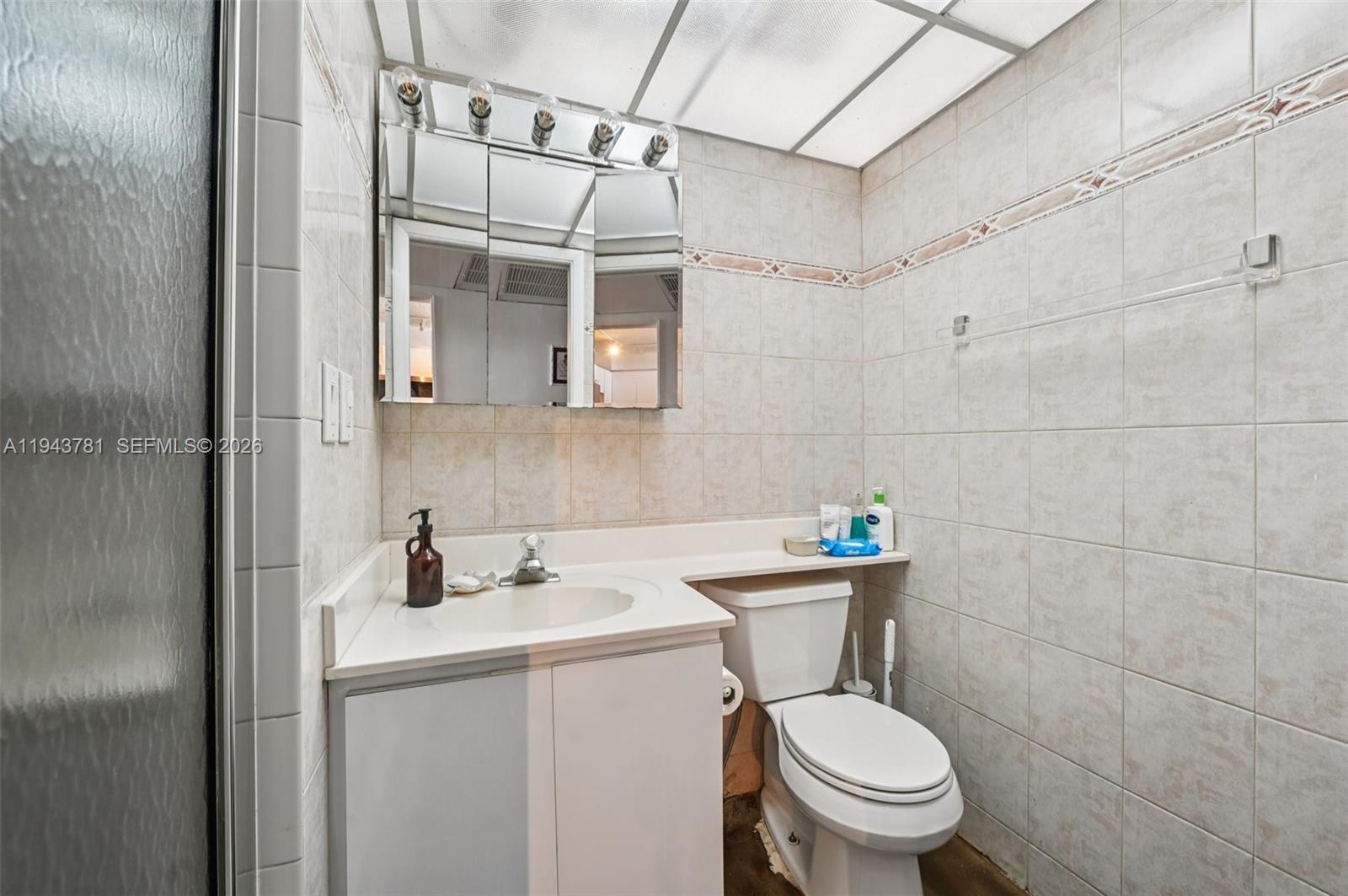 OCEAN PARK CONDO - Residential