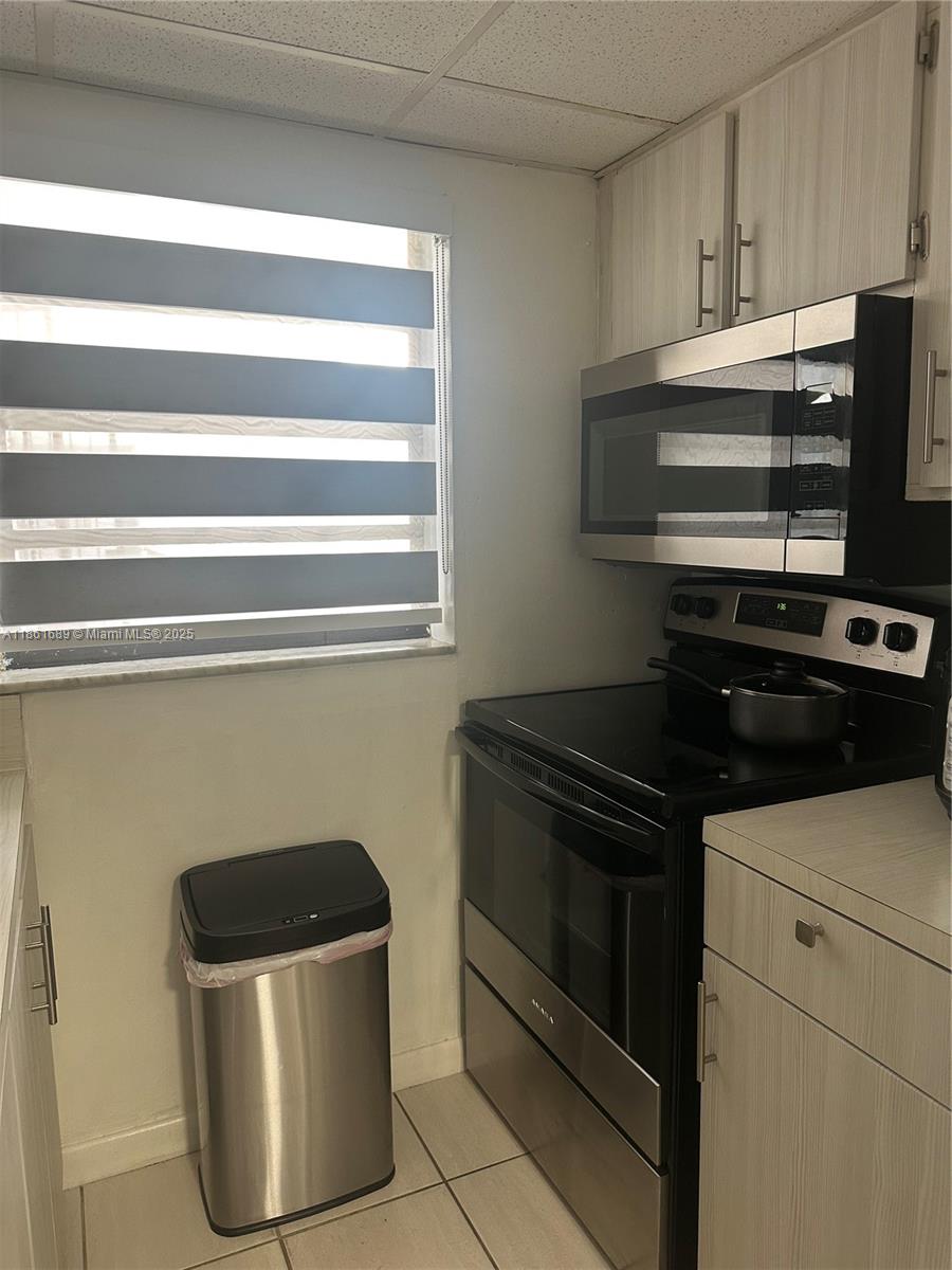 KINGS COVE CONDO - Residential