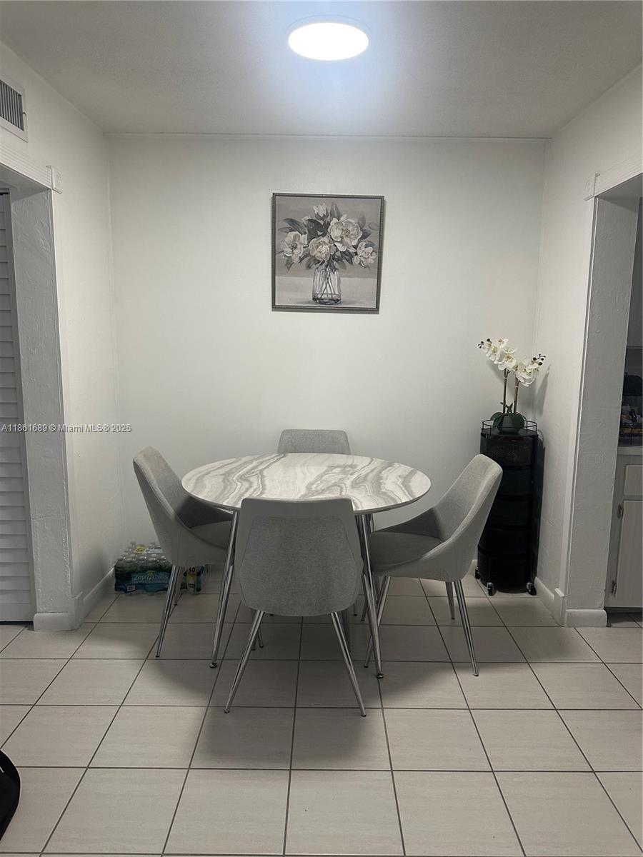 KINGS COVE CONDO - Residential