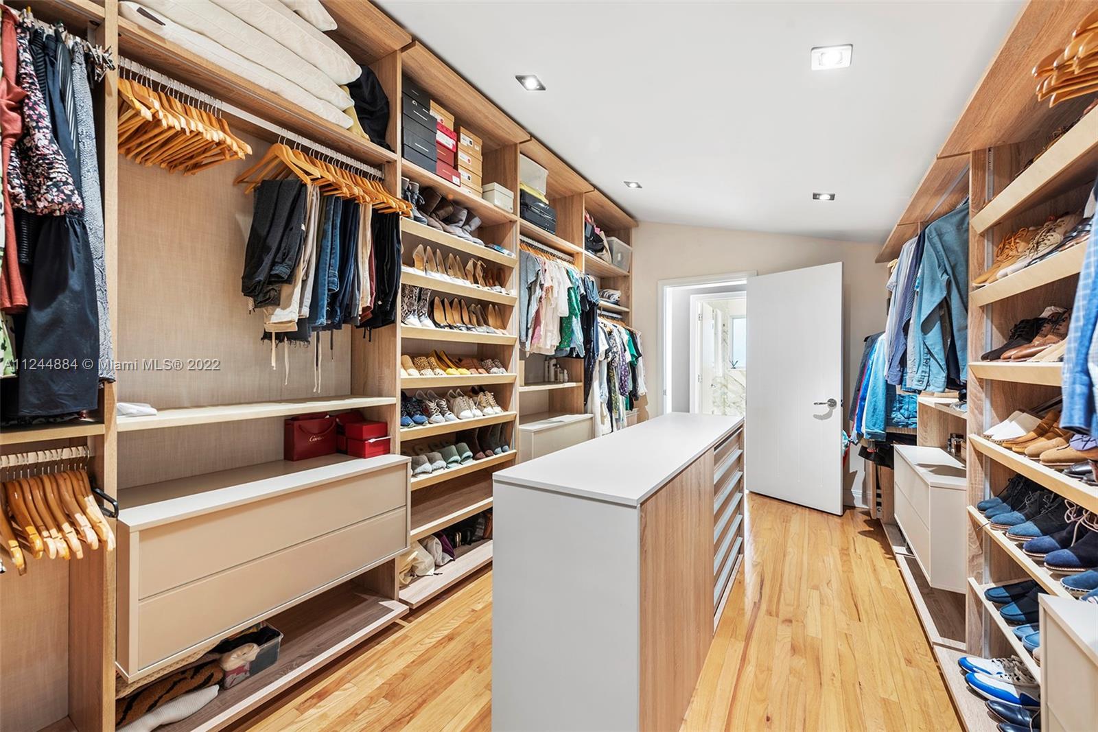 BEACH VIEW SUB - Residential