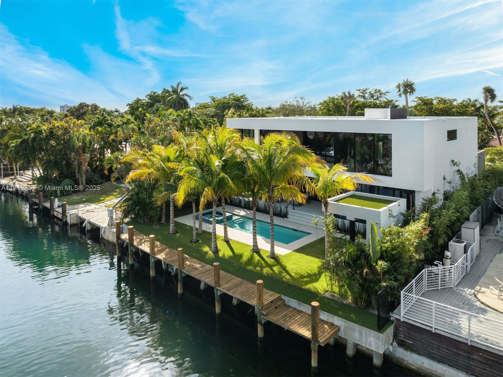 KEYSTONE ISLAND NO 5 - Residential