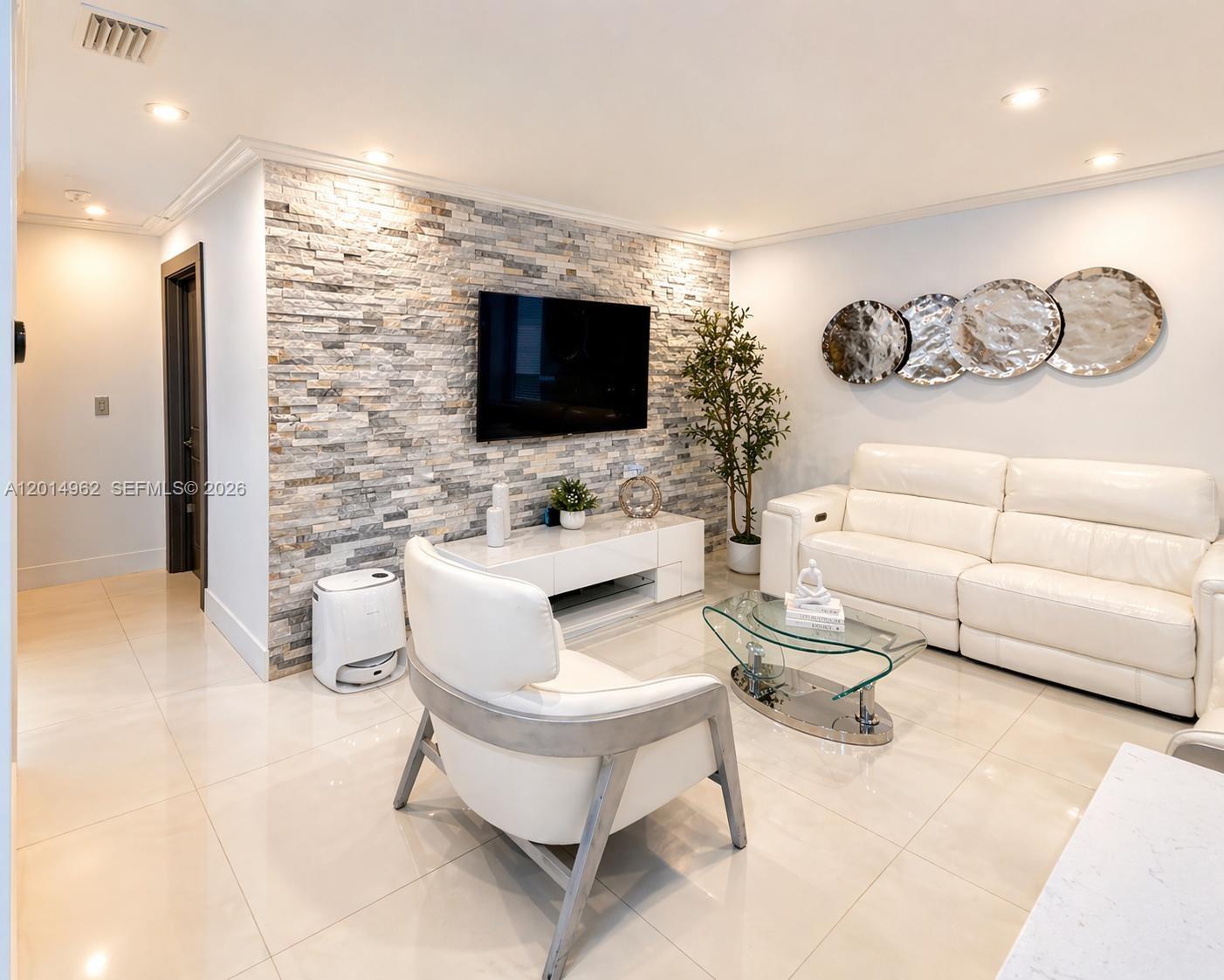 LAKES OF ACADIA UNIT 6 - Residential