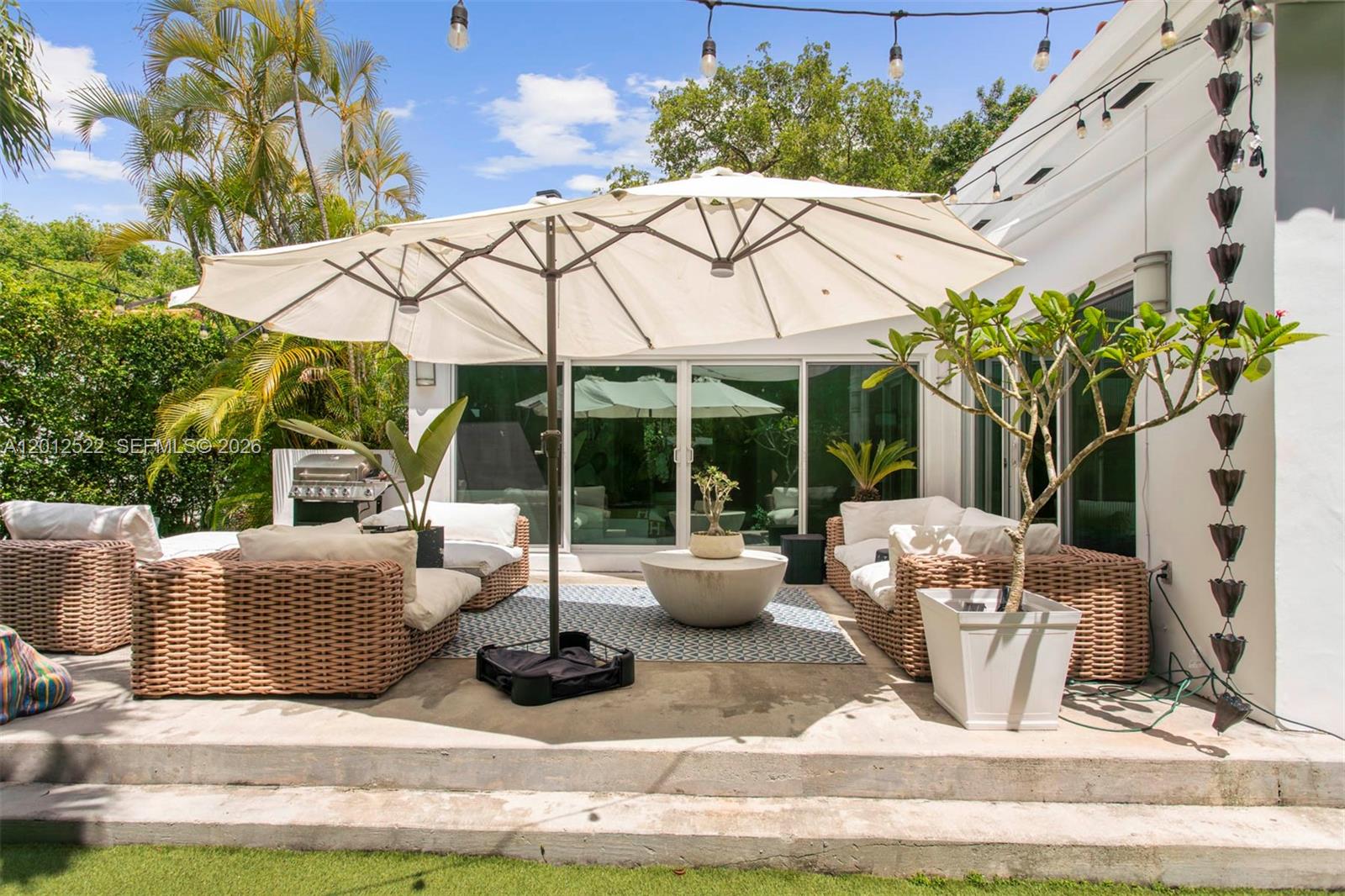 CORAL GABLES RIVIERA SEC - Residential