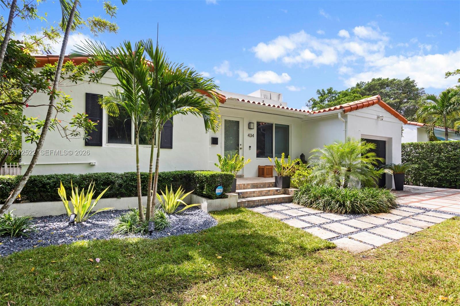 CORAL GABLES RIVIERA SEC - Residential
